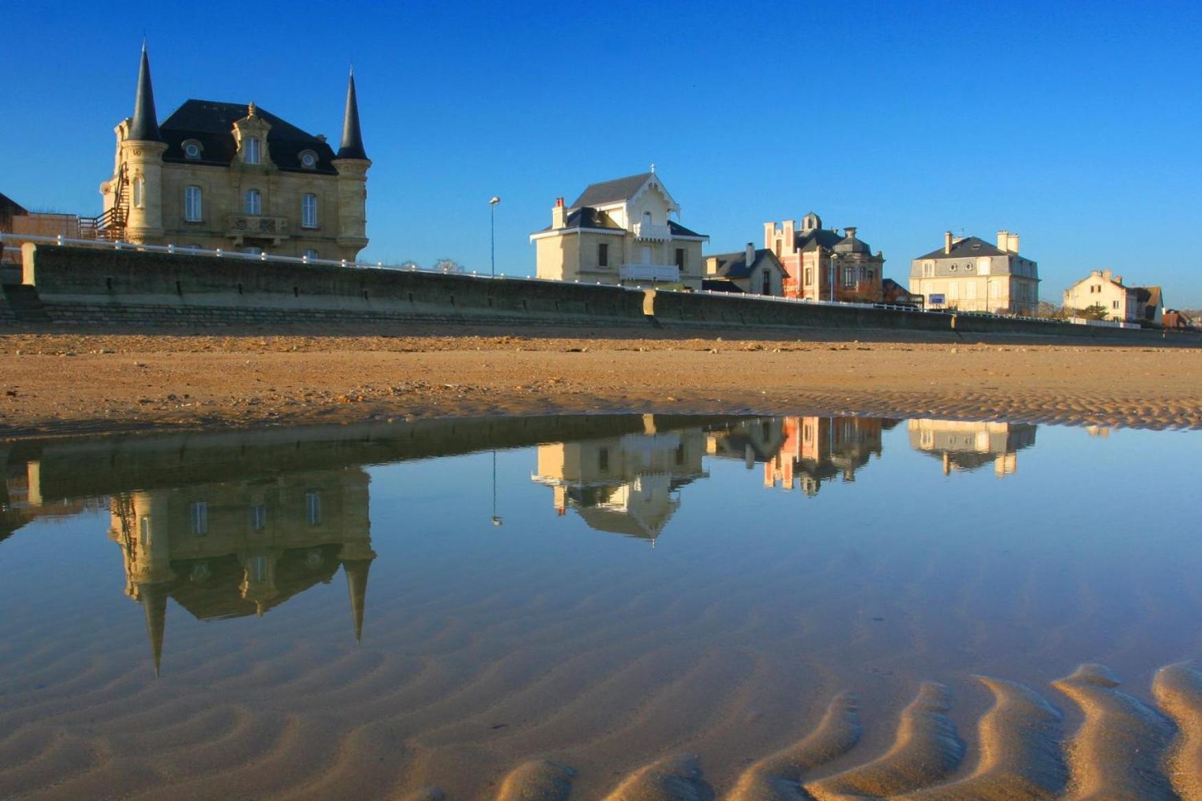Bajocasse Apt Duplex Spacieux 3 Ch 2 Sdb Cosy Plein Centre Bayeux Decoration Elegante Proche Plages Du Debarquement Dış mekan fotoğraf